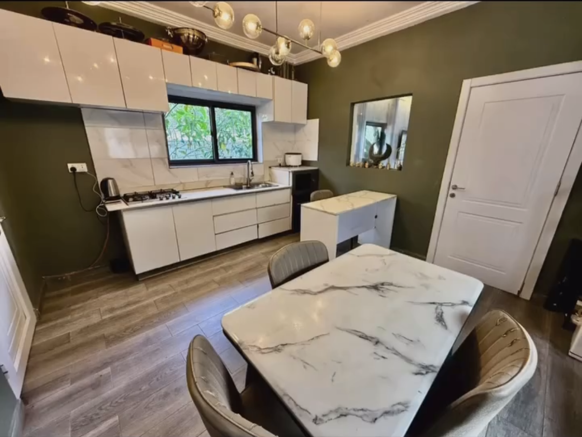 Ma'ati Spa Private 3 Bedroom Guest House