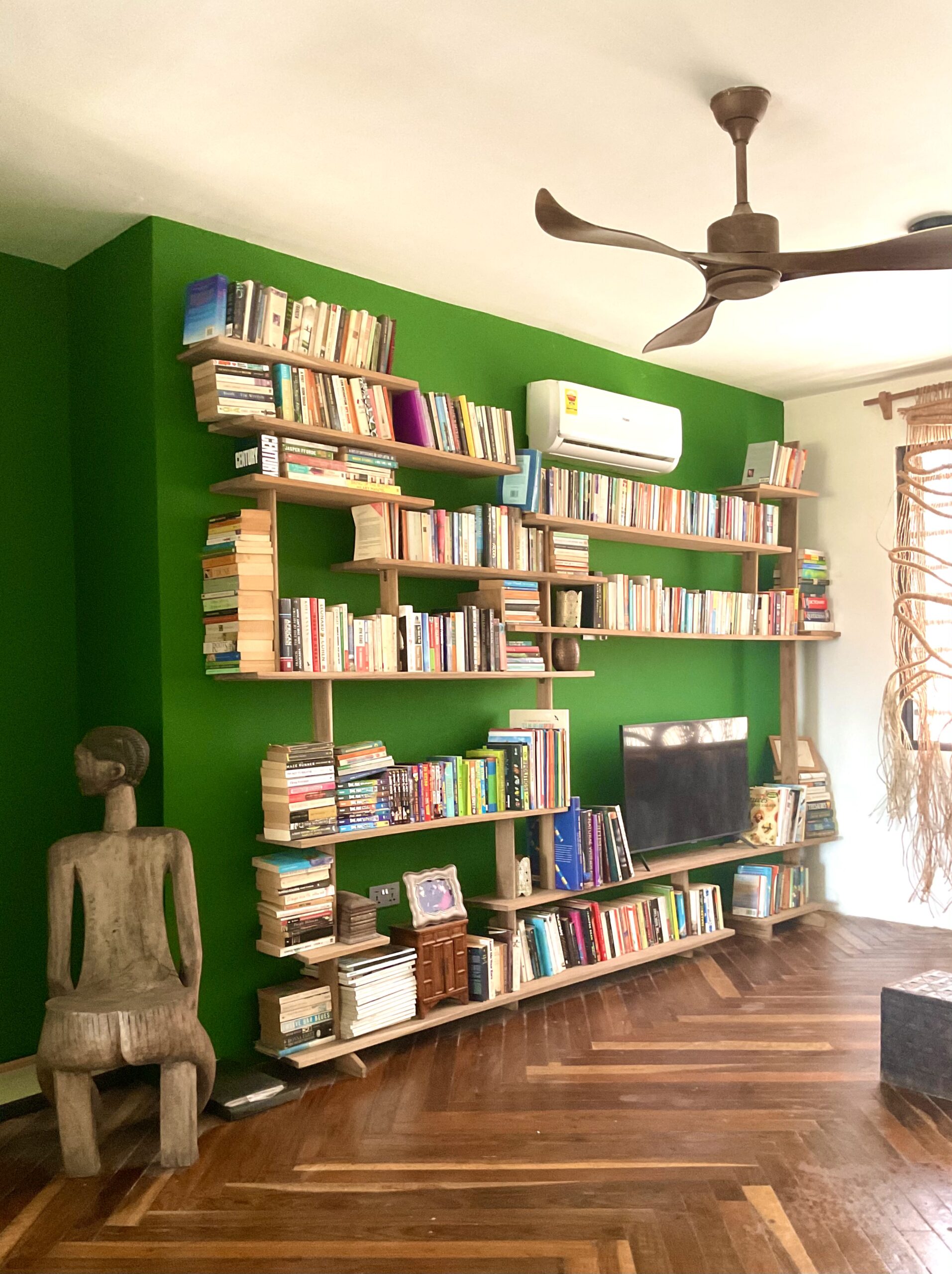 Executive 6-Bedrooms in Accra-Tse Addo