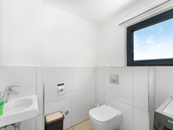 Peaceful 3-Bedroom Ocean View Retreat