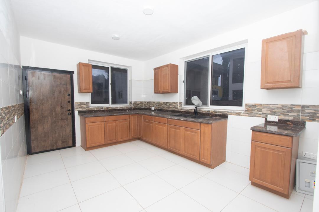 4 Bedroom in Agbogba for sale