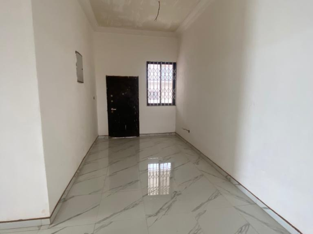 Spacious 6-Bedroom Luxury Home for Sale in East Legon Hills