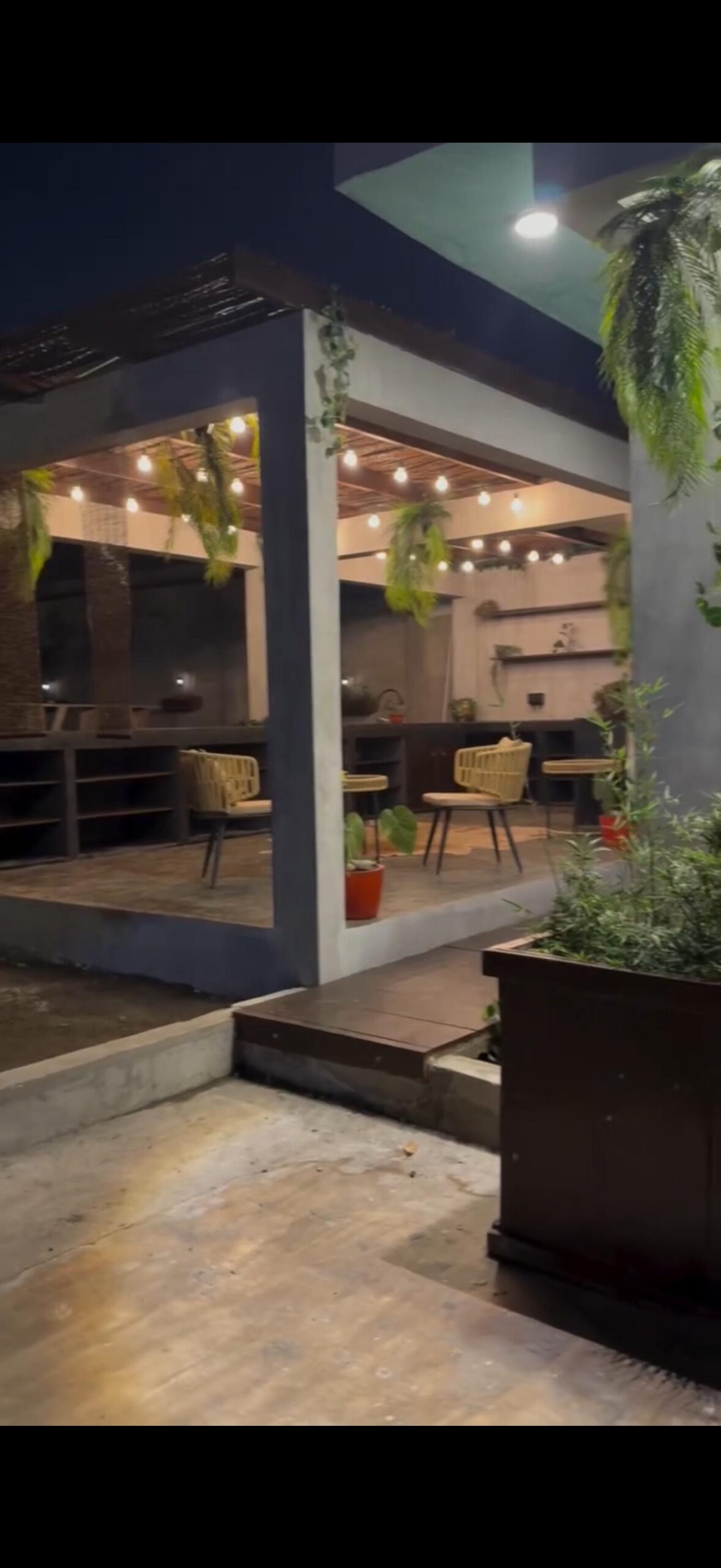 The iconic 1-Bedroom Spa Bungalow w/ Outdoor Kitchen