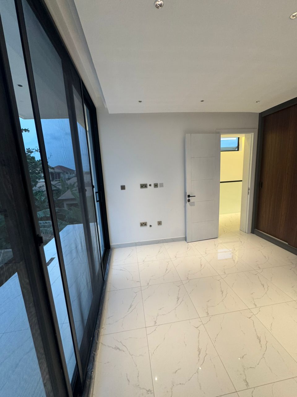 Gated 4 Bedroom Home Community with Private Compound