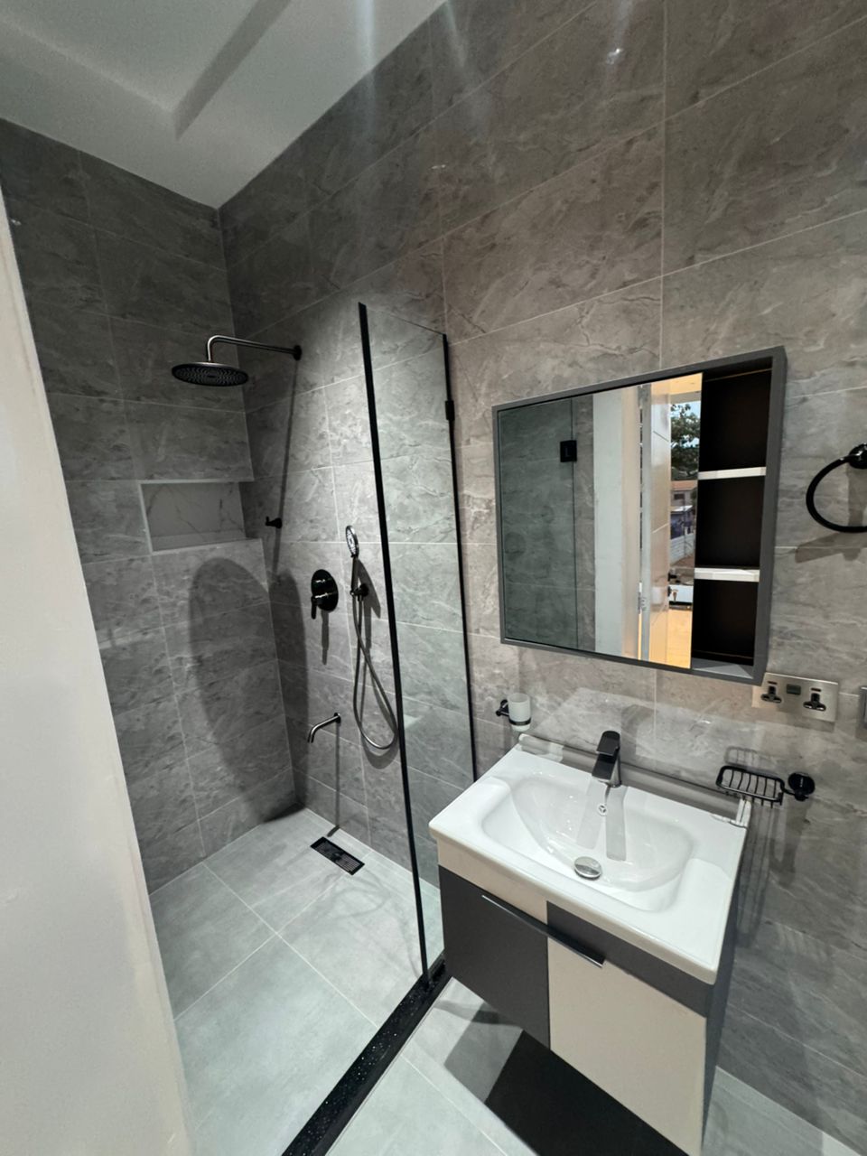 Gated 4 Bedroom Home Community with Private Compound