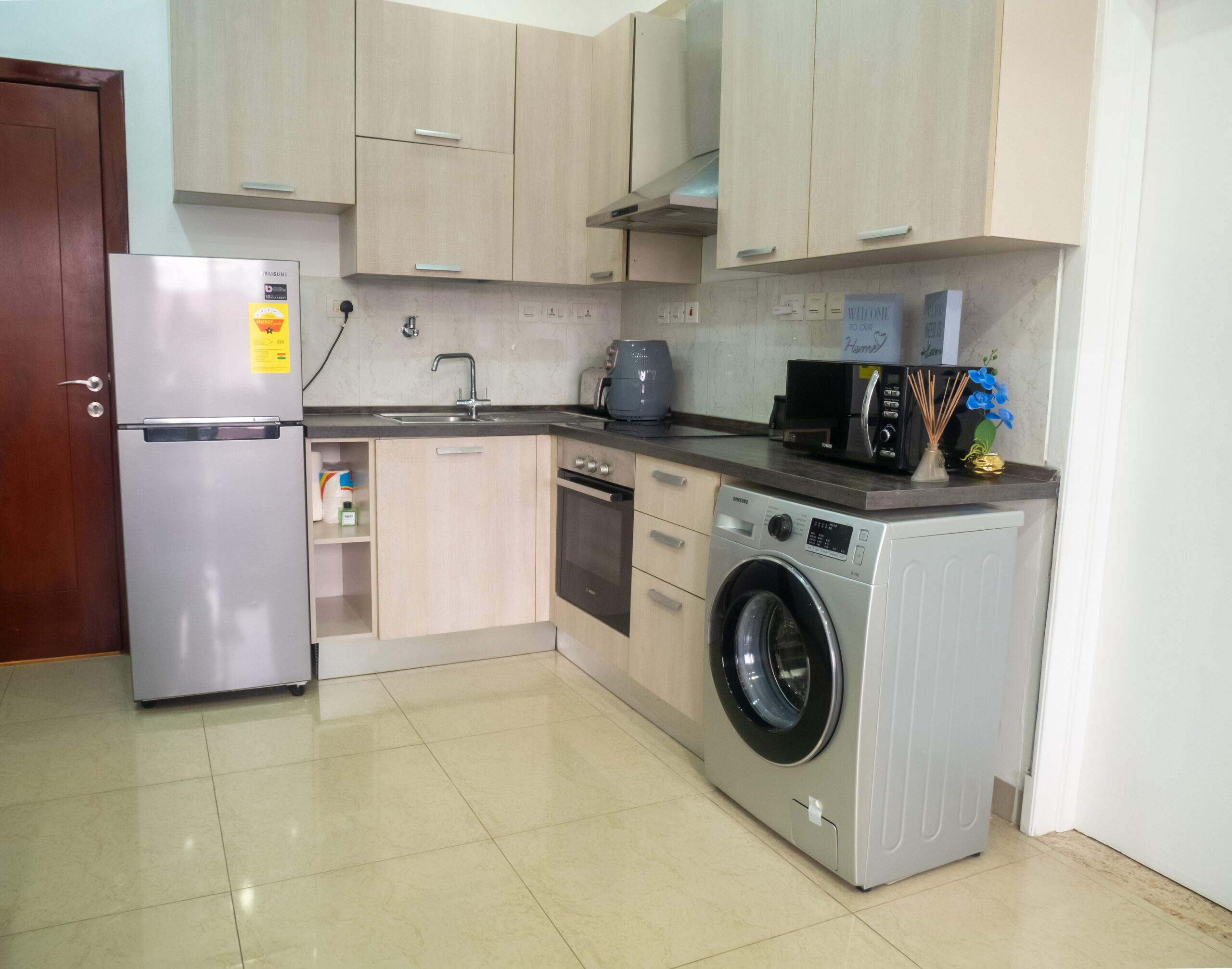 Newly decorated One bed apartment, Osu residential
