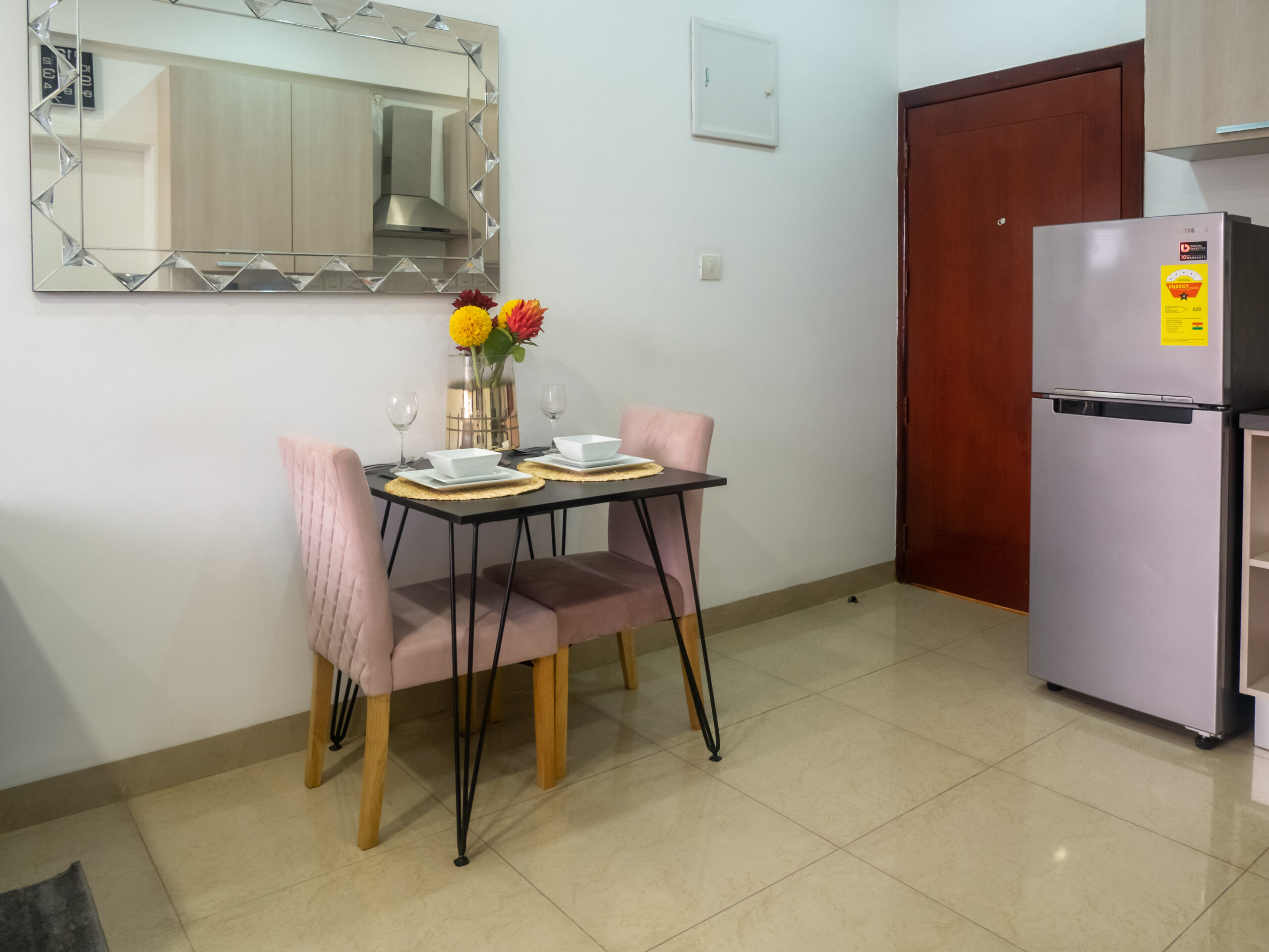 Newly decorated One bed apartment, Osu residential