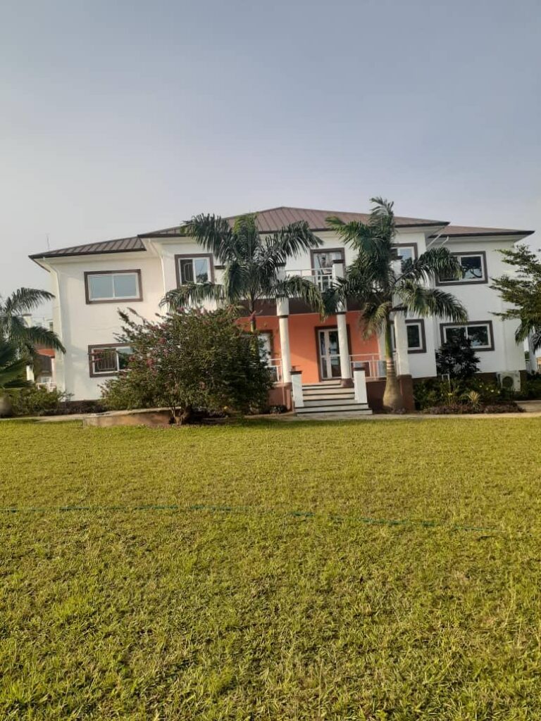 5 Bedroom in Aburi