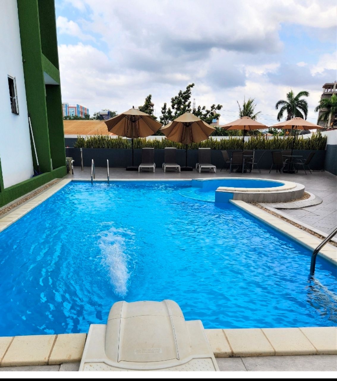 The Ivy Apartments- Exec.2 Bedrooms